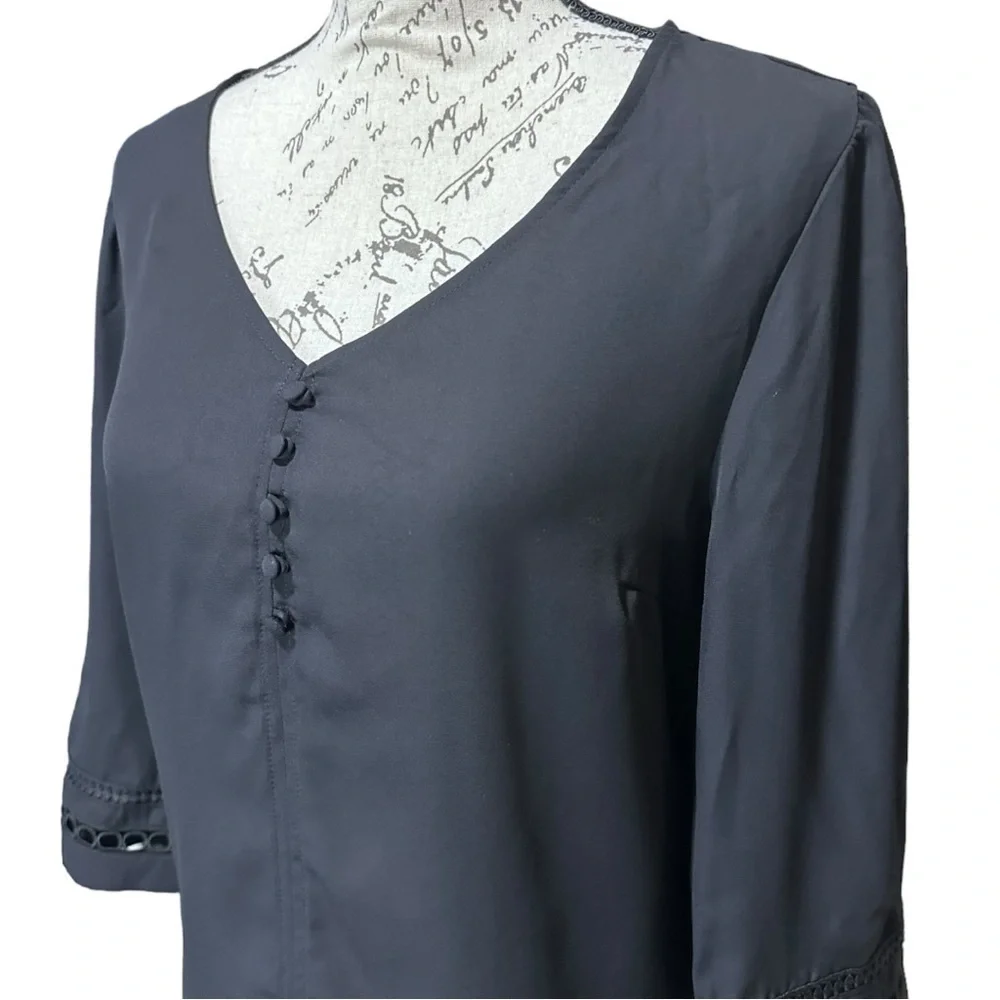 Fortune + Ivy Black 3/4 Sleeve Blouse Size Small NWOT - Picture 2 of 7